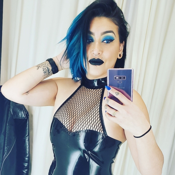 Meet your Posher, Rosa - Picture 12 of 16